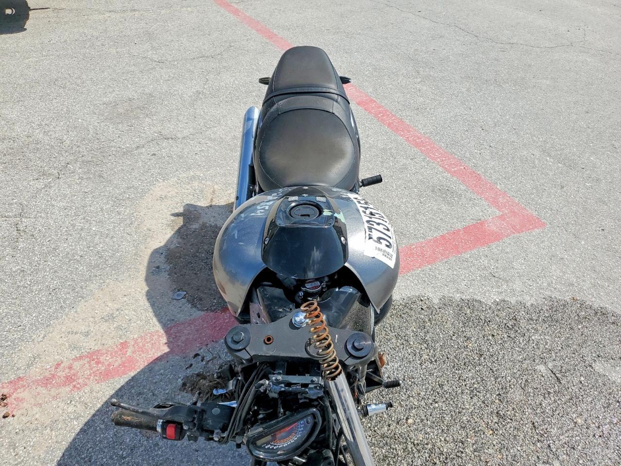 2018 SUZUKI VZ1500