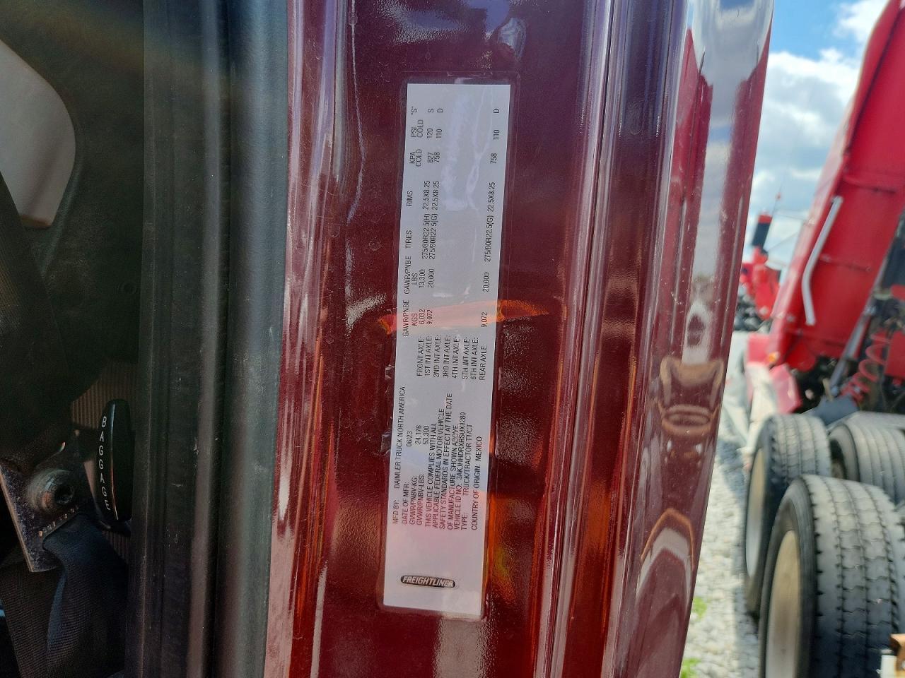 2024 FREIGHTLINER CASCADIA 126
