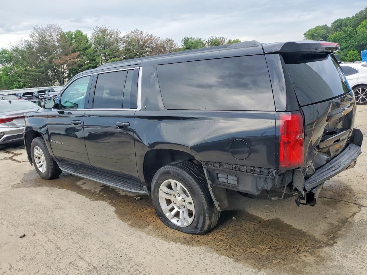 2017 CHEVROLET Suburban