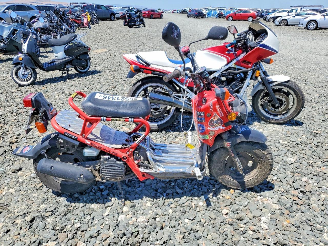 2009 HONDA NPS50