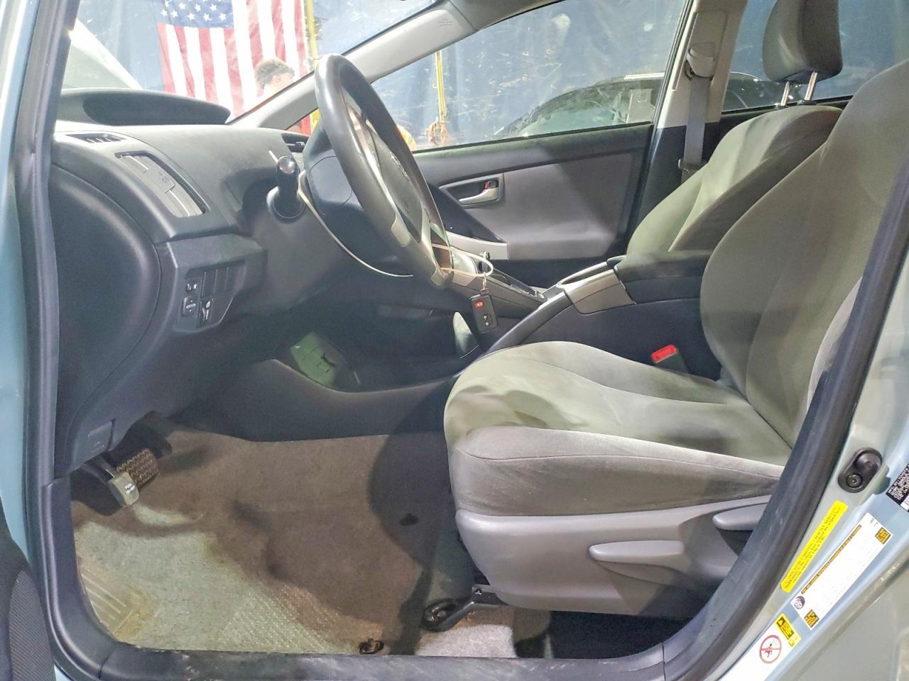 2012 TOYOTA PRIUS