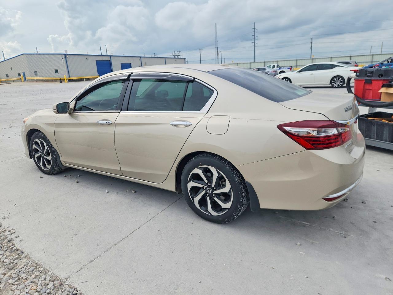 2016 HONDA ACCORD