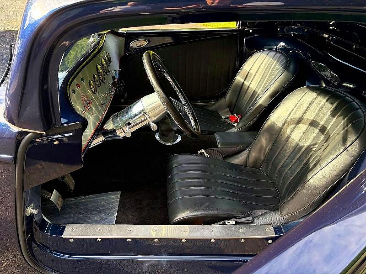 1933 FORD Roadster