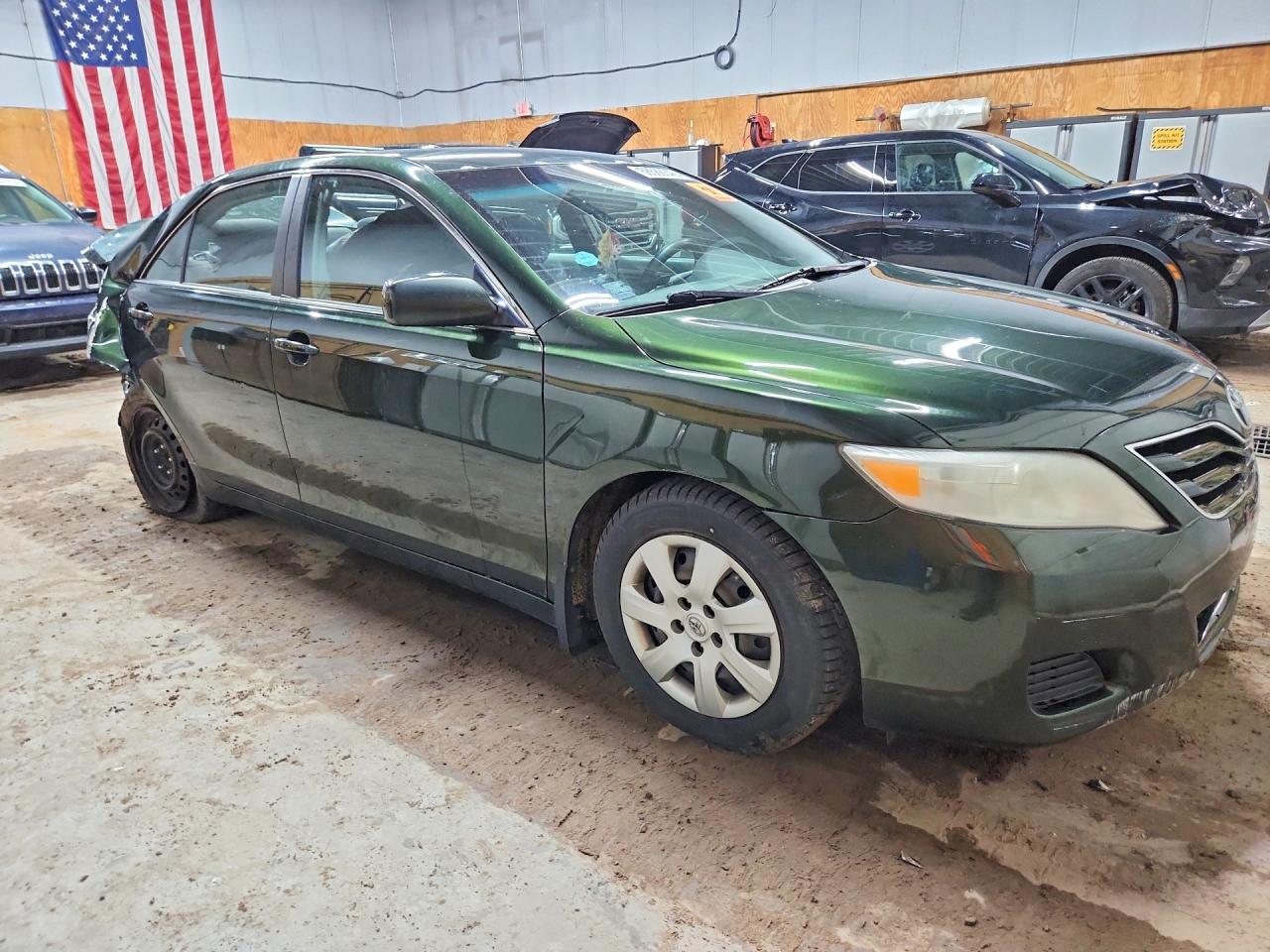 2010 TOYOTA CAMRY