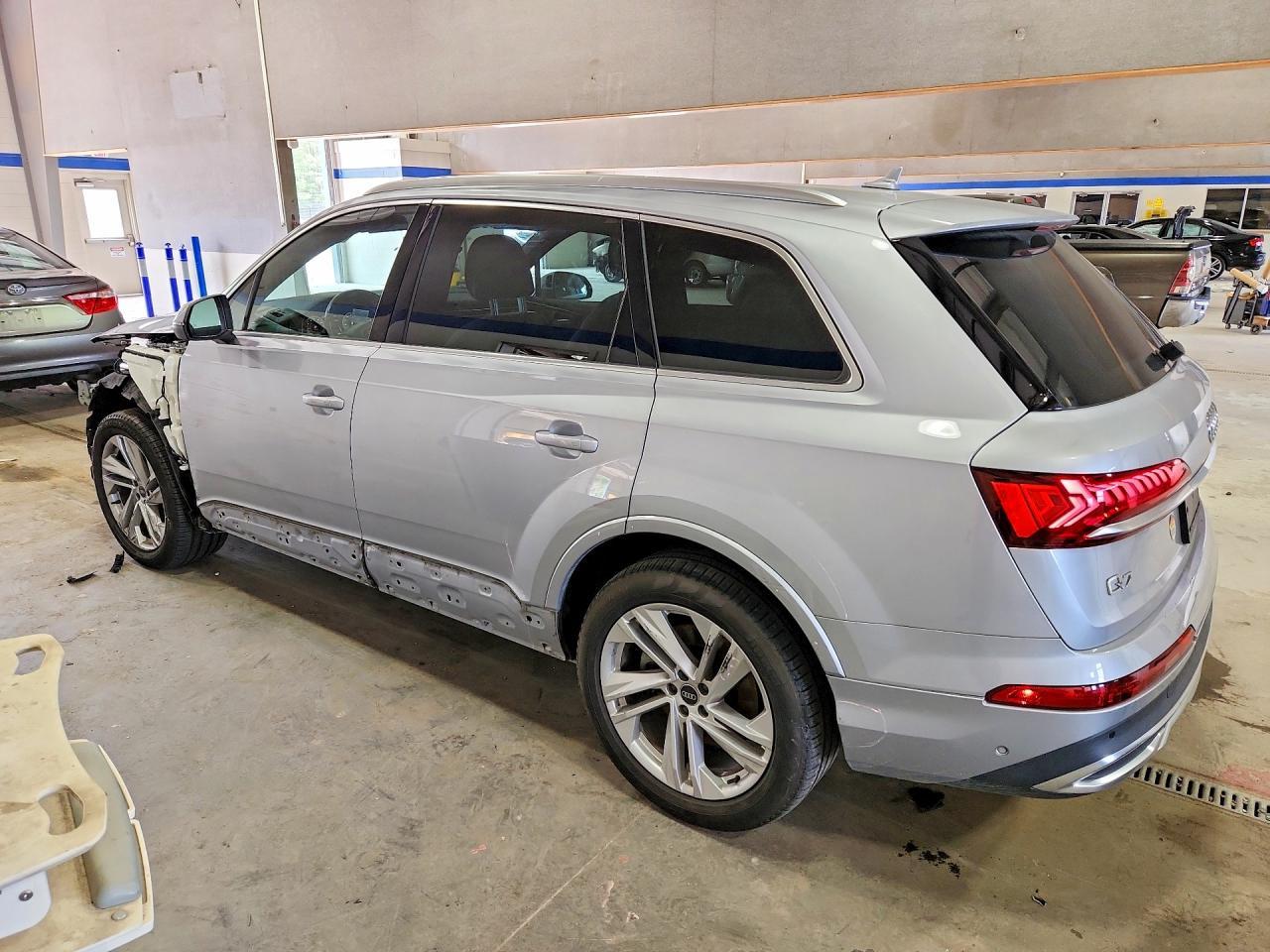 2021 AUDI Q7