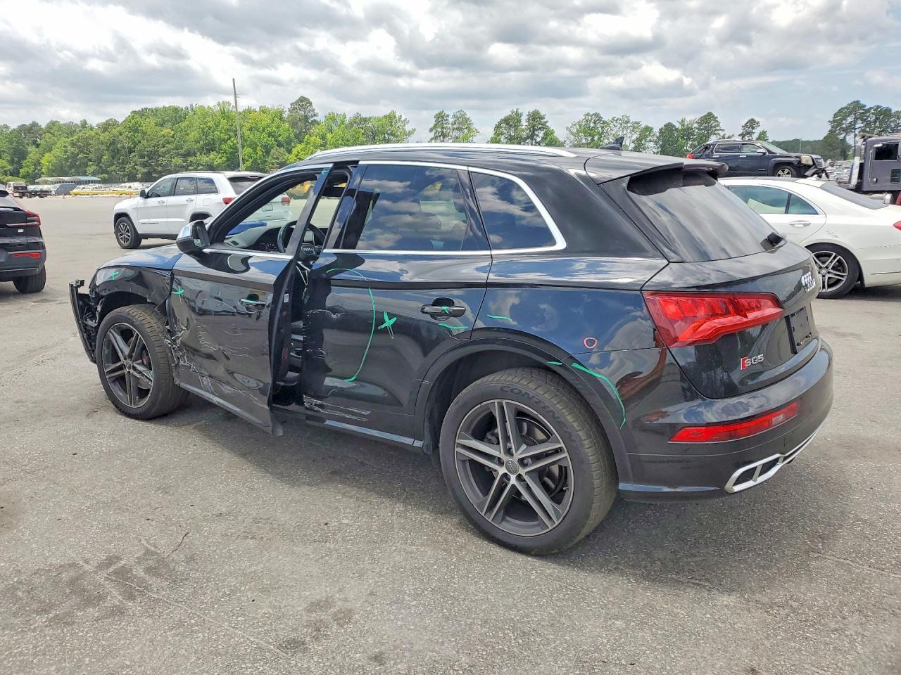 2020 AUDI SQ5