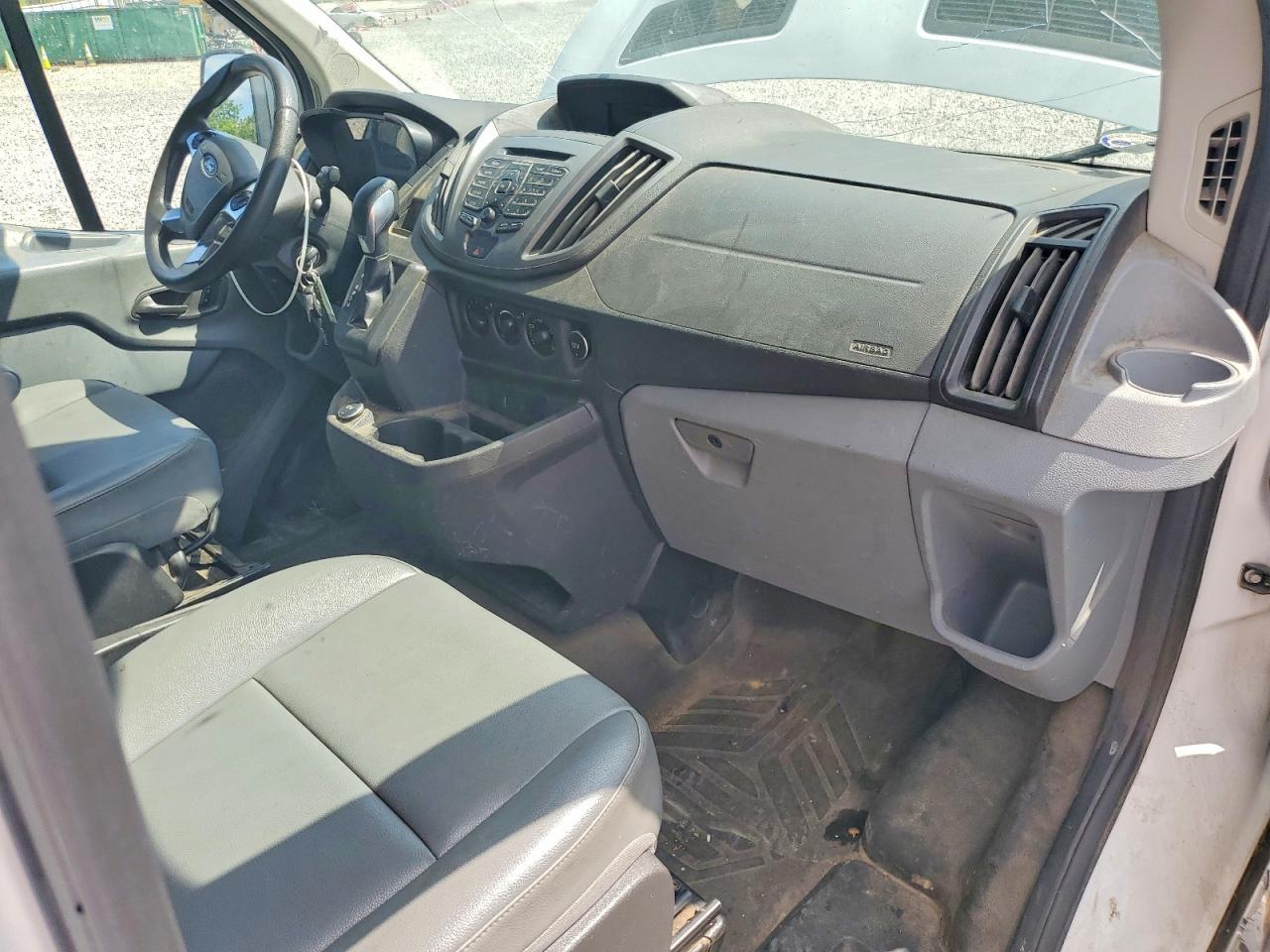 2018 FORD Transit