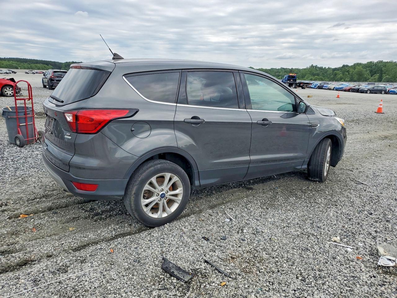 2019 FORD ESCAPE