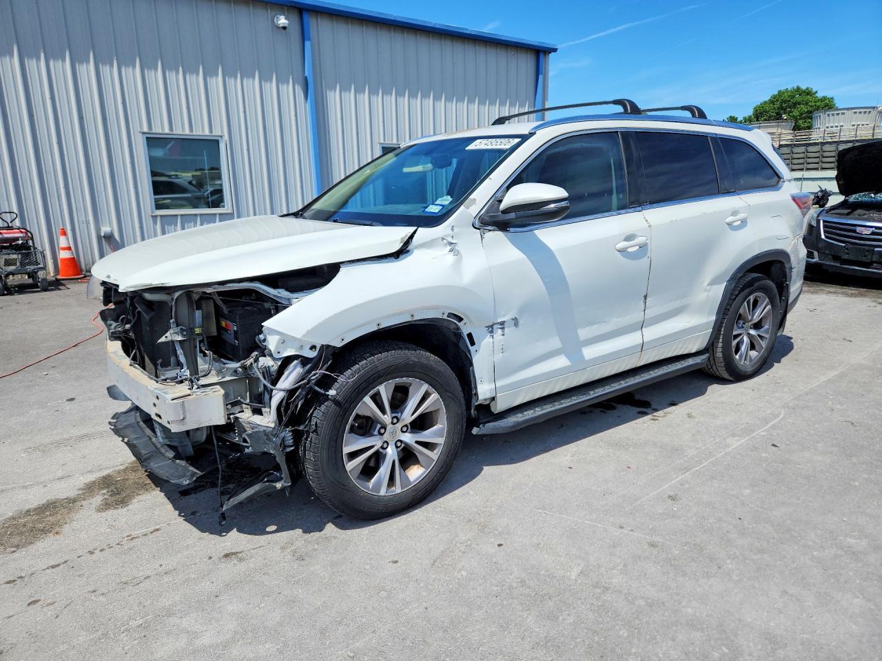 2015 TOYOTA HIGHLANDER