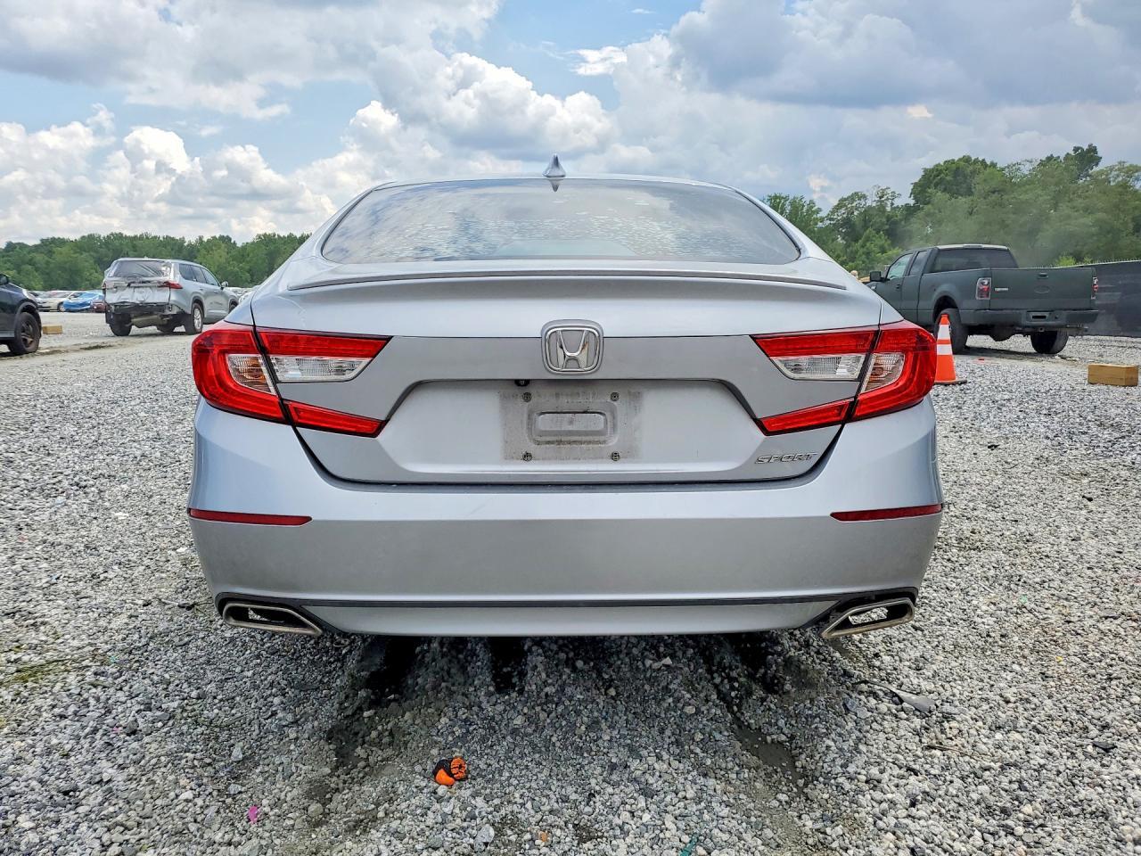 2019 HONDA ACCORD