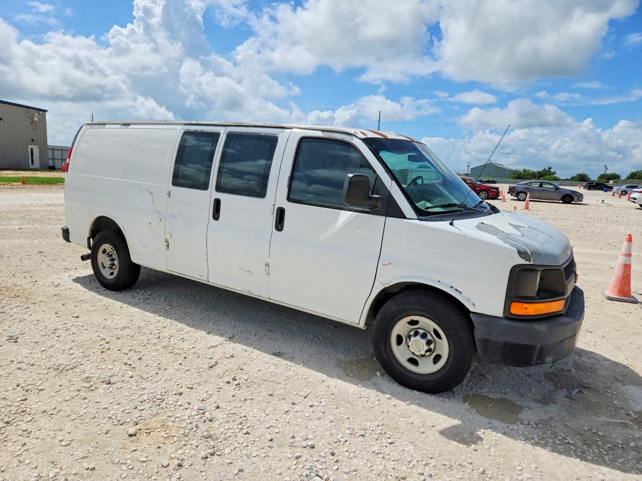 2011 CHEVROLET EXPRESS 2500