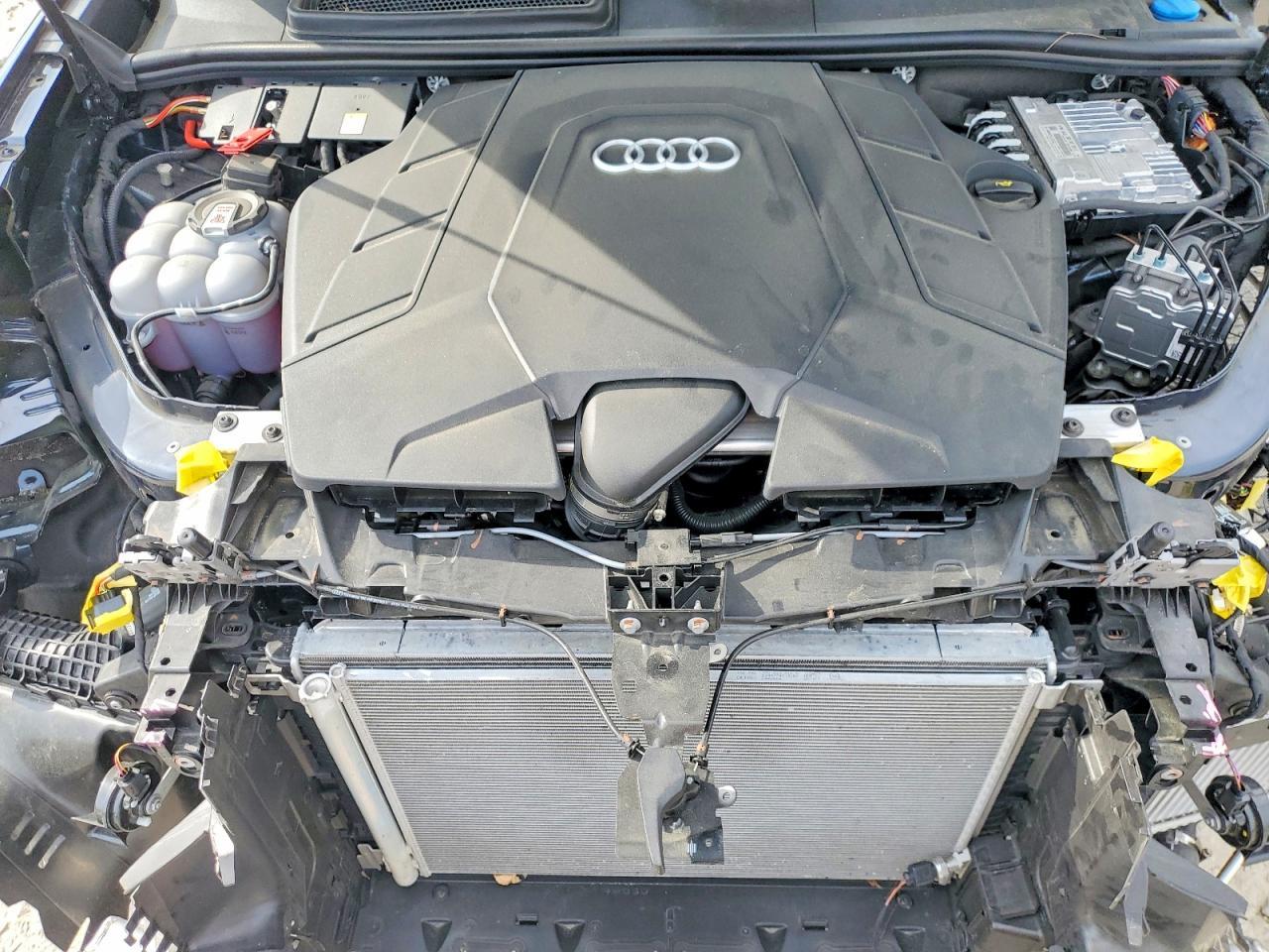 2025 AUDI Q8