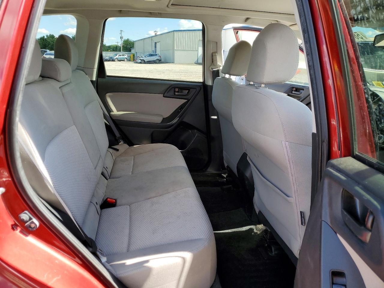 2016 SUBARU FORESTER