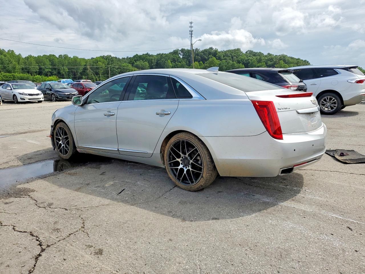 2016 CADILLAC XTS