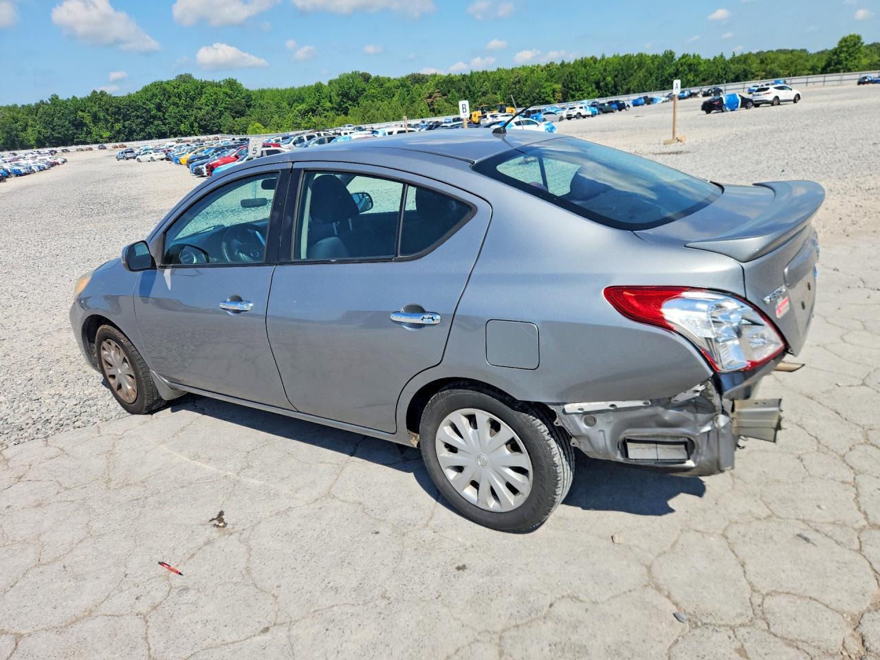 2014 NISSAN VERSA