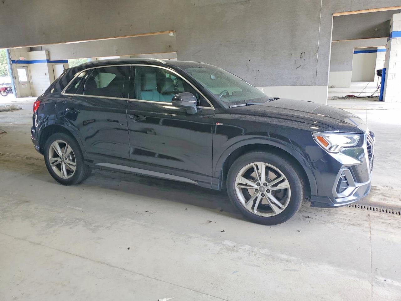 2020 AUDI Q3