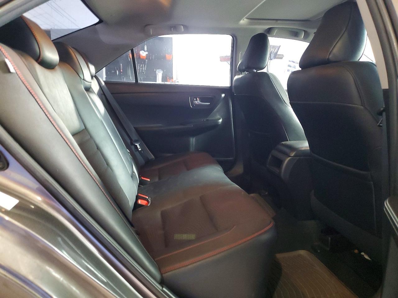 2016 TOYOTA CAMRY