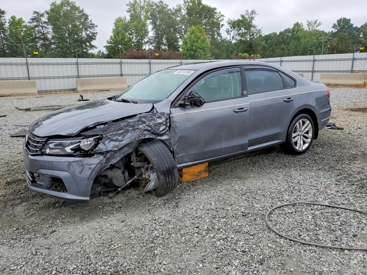 2019 VOLKSWAGEN Passat