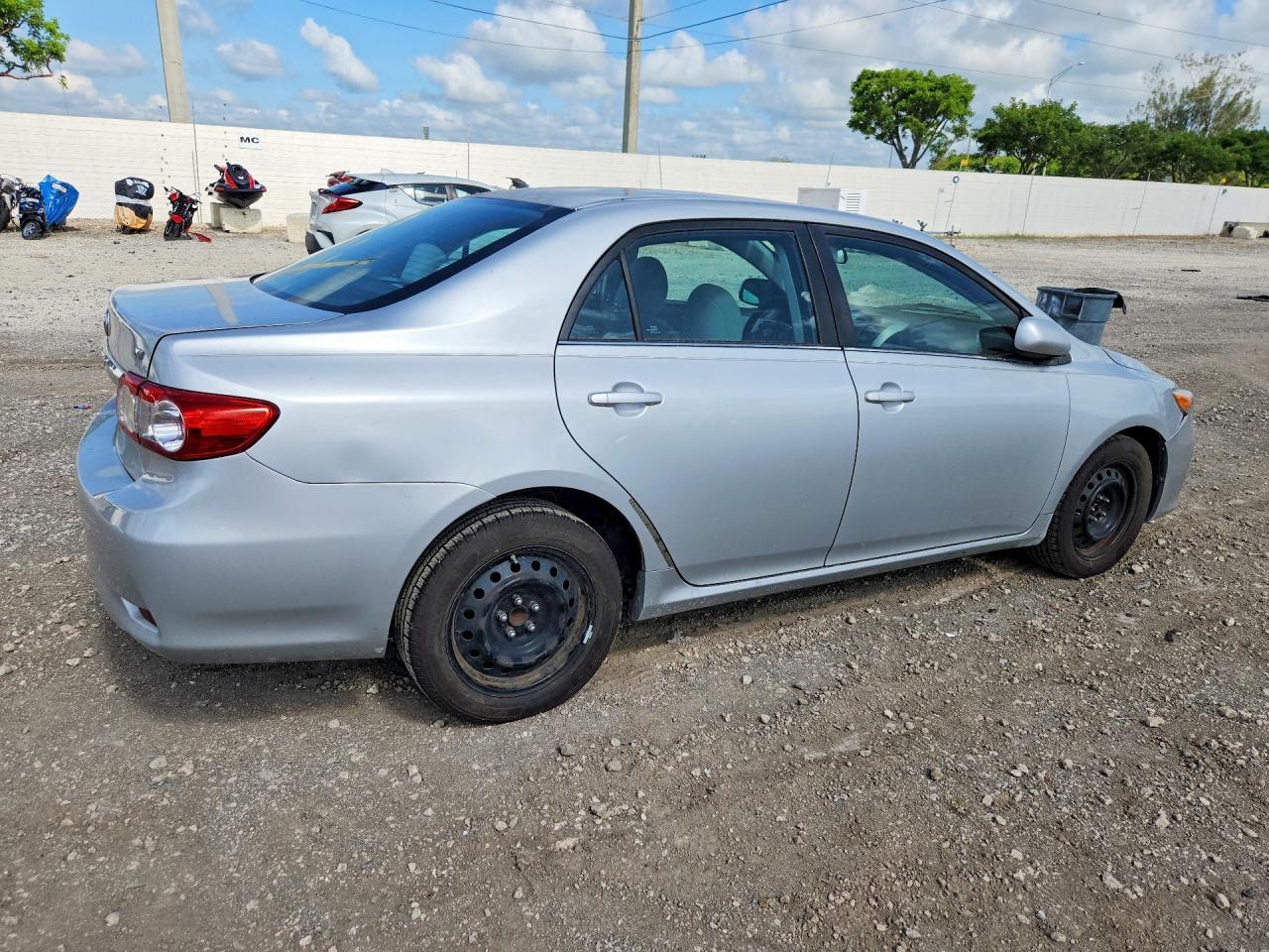 2013 TOYOTA COROLLA