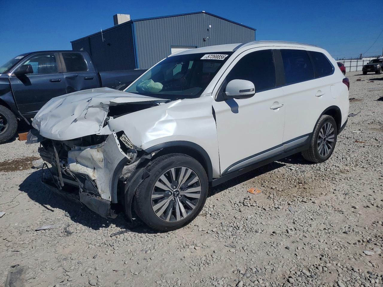 2019 MITSUBISHI outlander
