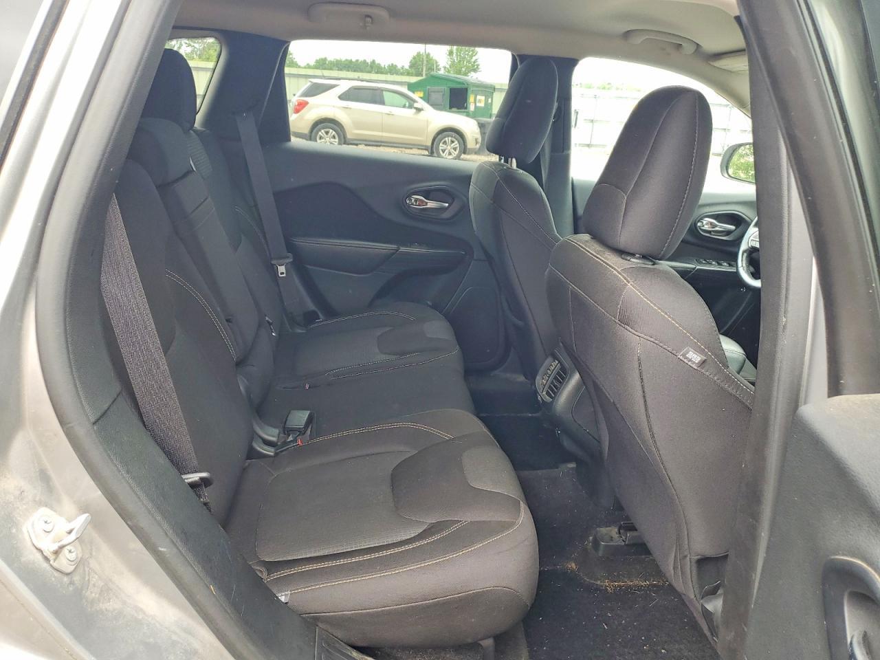 2015 JEEP CHEROKEE