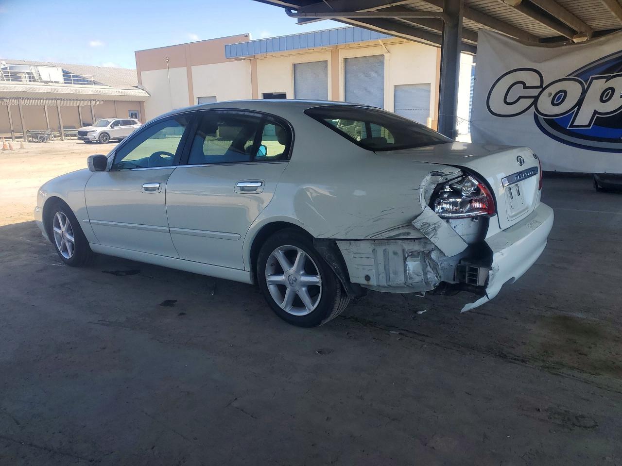 2003 INFINITI Q45