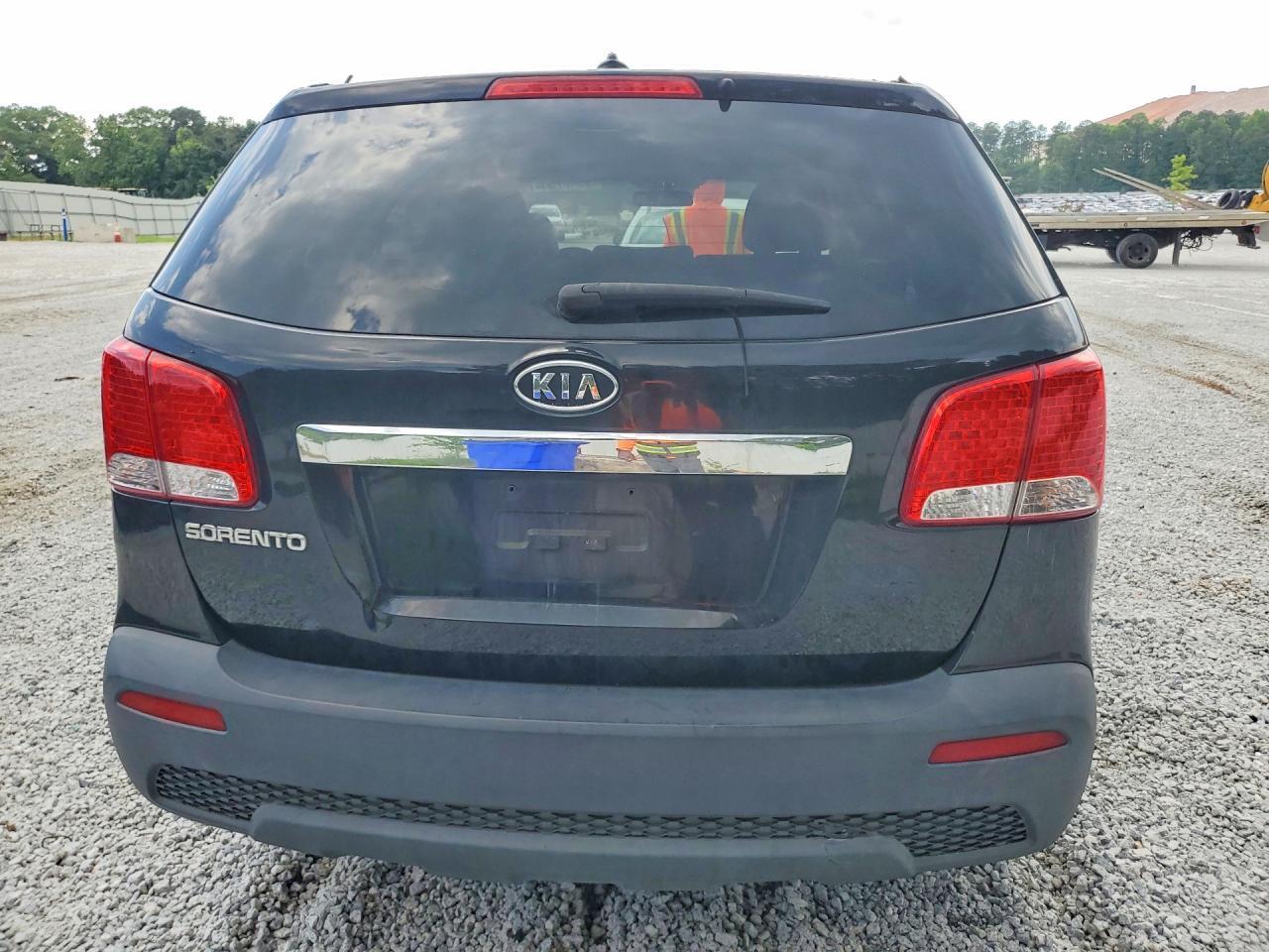 2011 KIA SORENTO