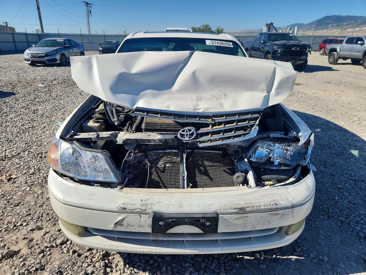2003 TOYOTA Avalon