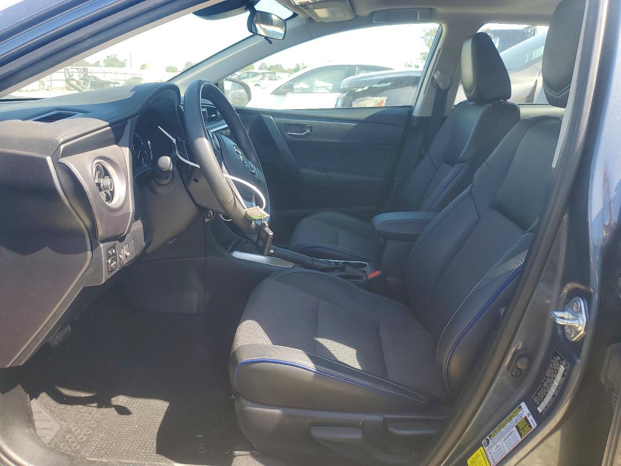 2017 TOYOTA COROLLA
