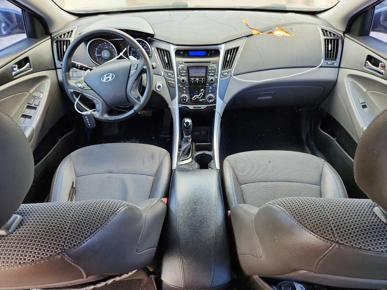 2011 HYUNDAI SONATA