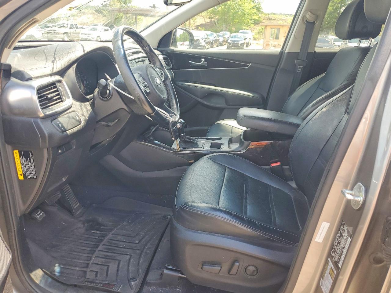 2016 KIA SORENTO