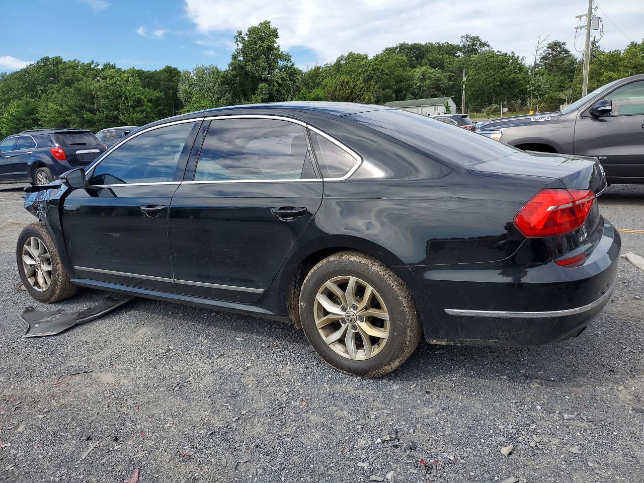 2016 VOLKSWAGEN Passat