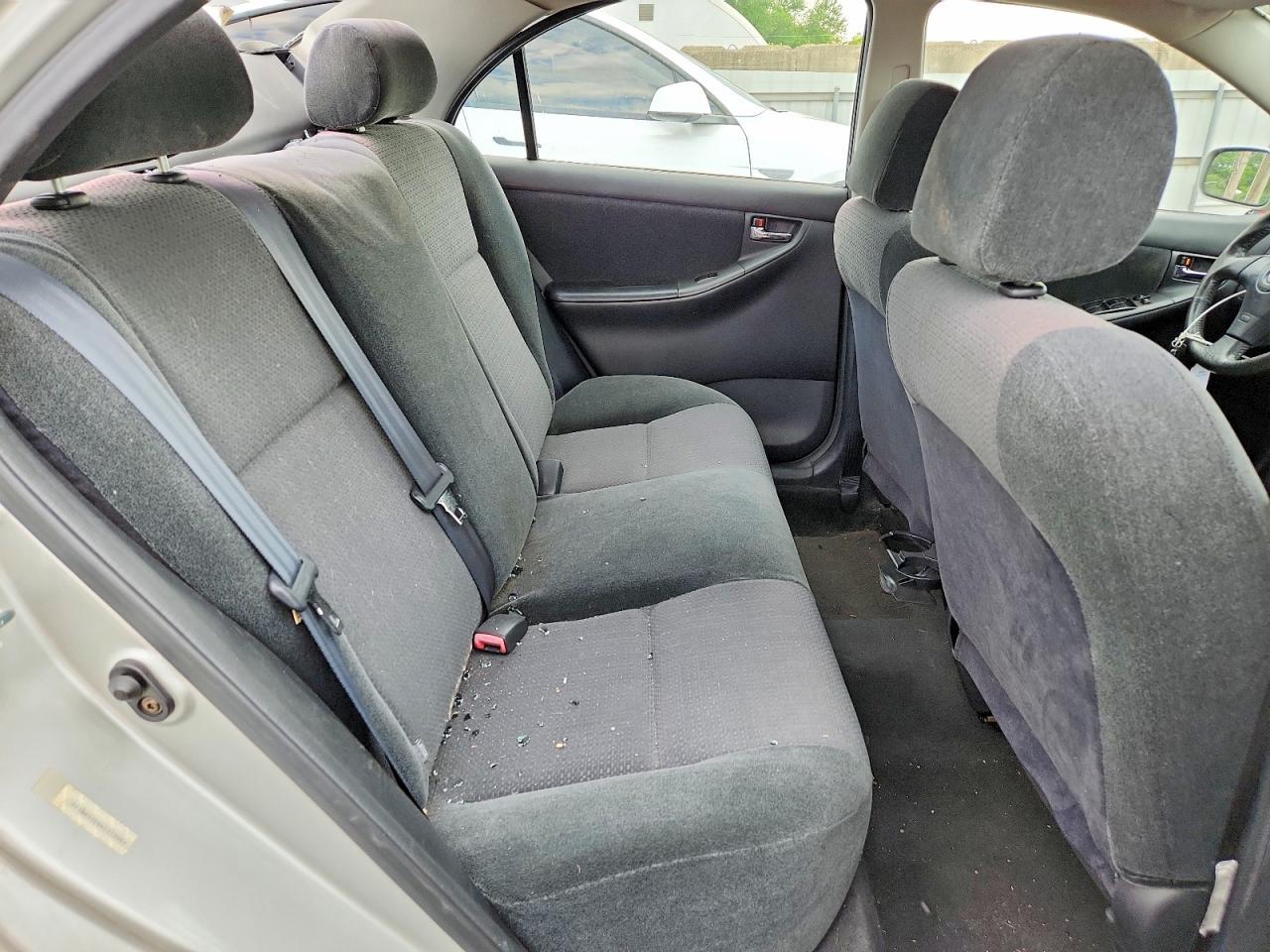 2004 TOYOTA COROLLA