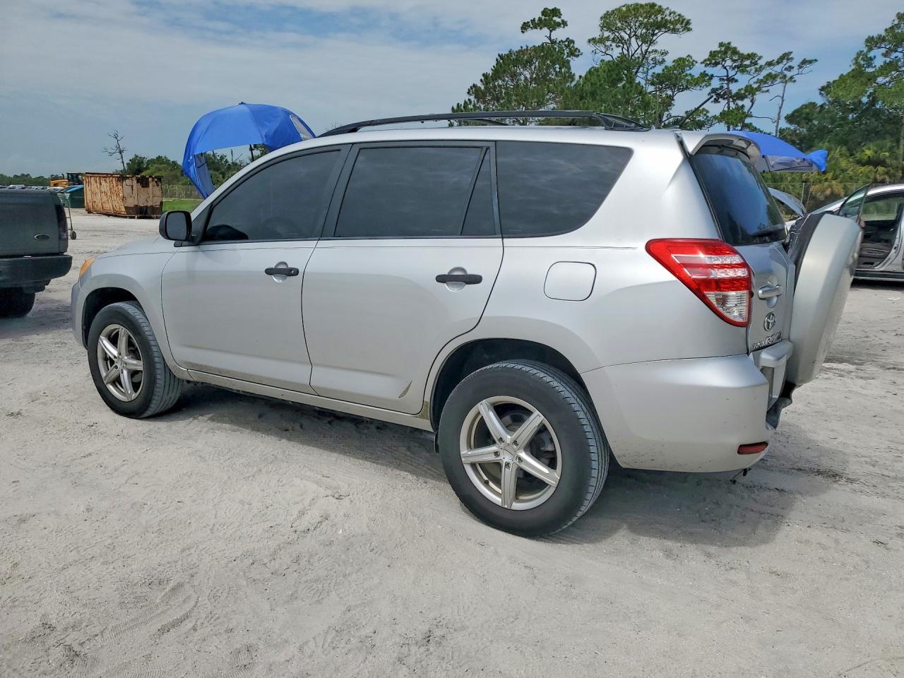 2010 TOYOTA RAV4