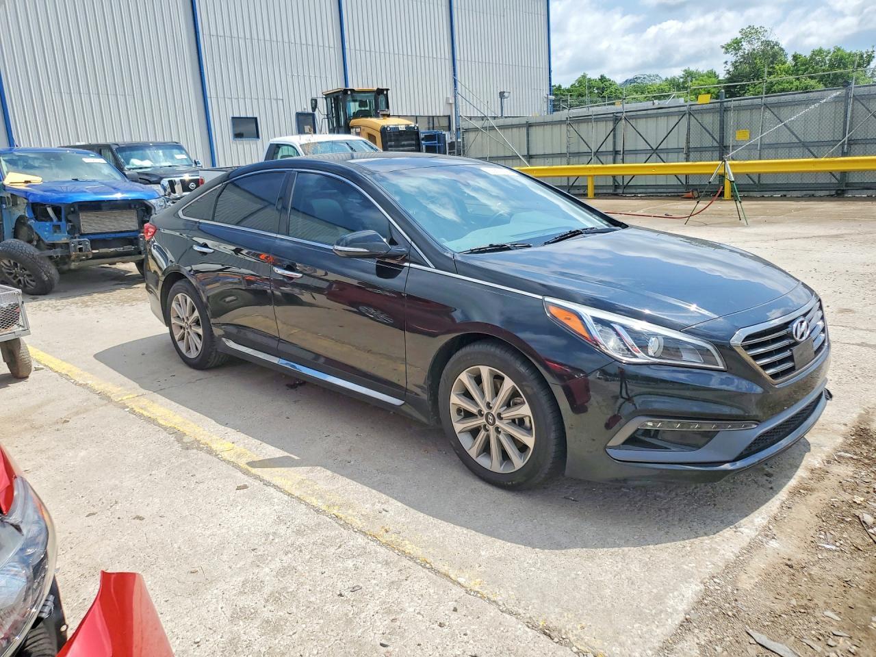 2016 HYUNDAI SONATA