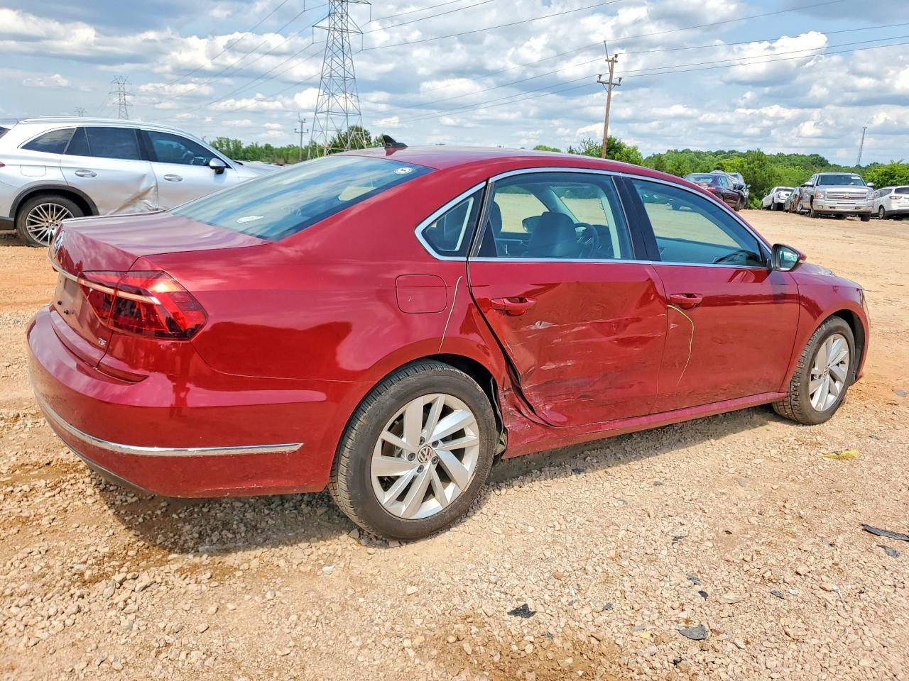 2018 VOLKSWAGEN Passat