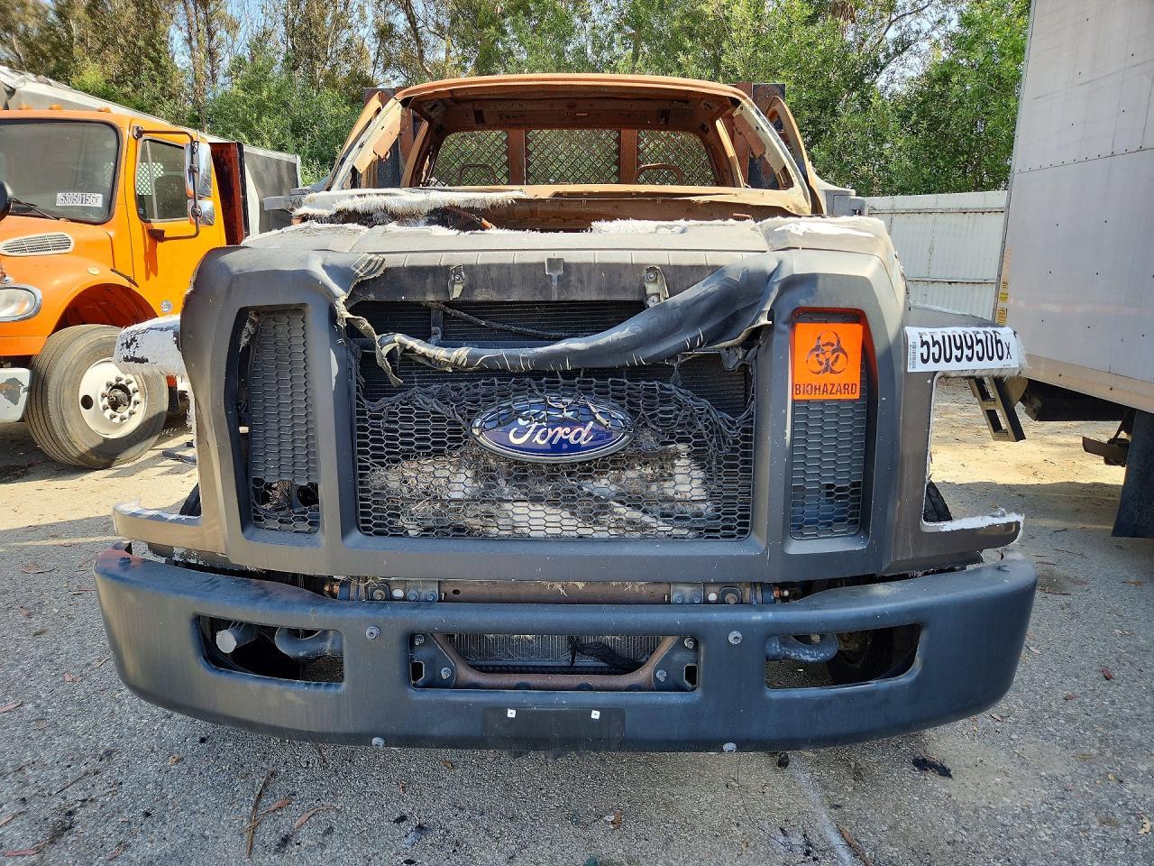 2017 FORD F-650
