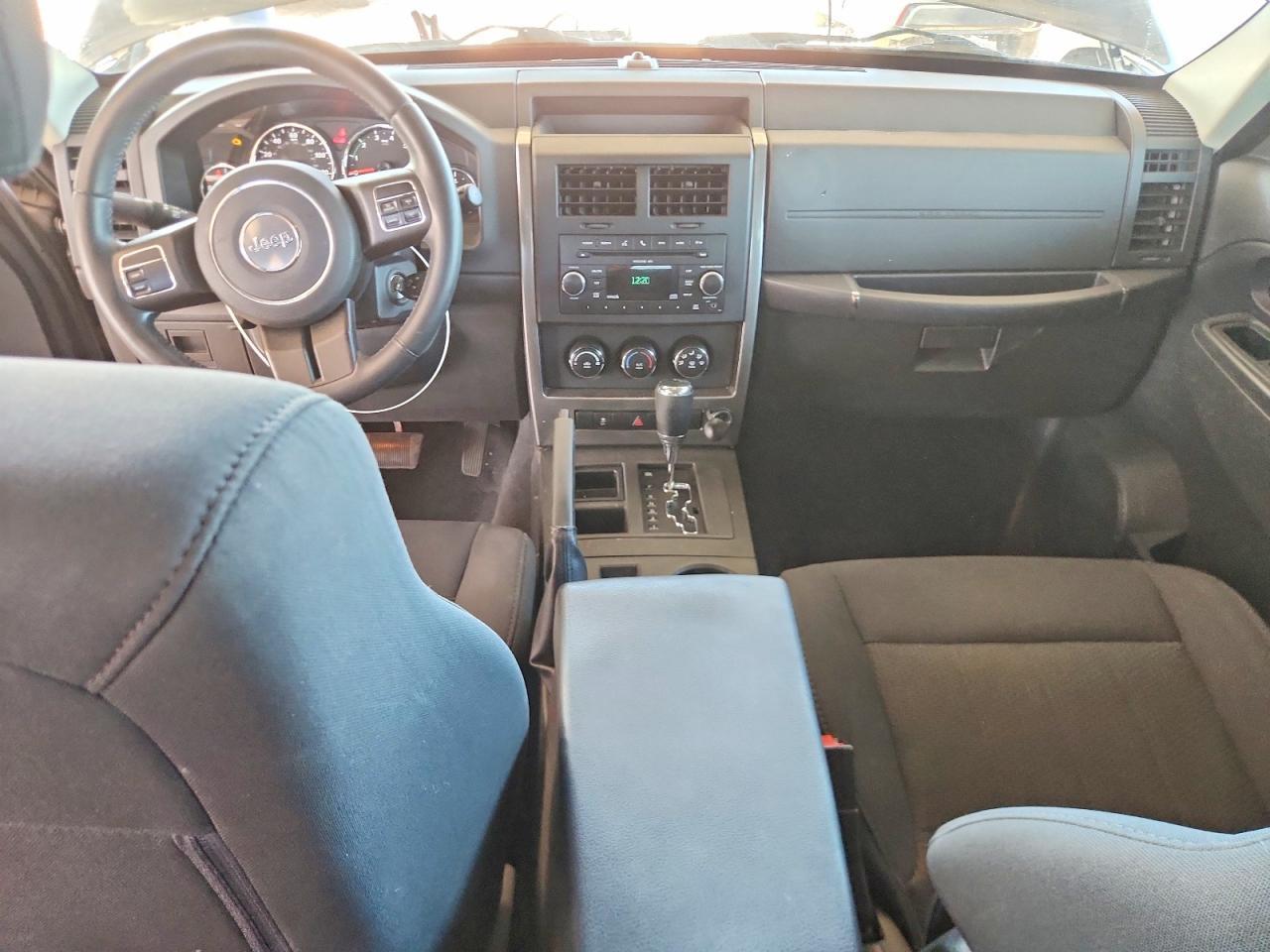 2011 JEEP Liberty
