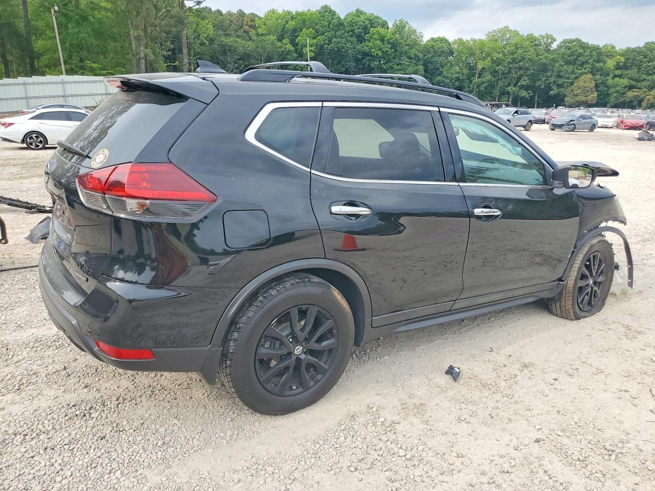 2018 NISSAN ROGUE