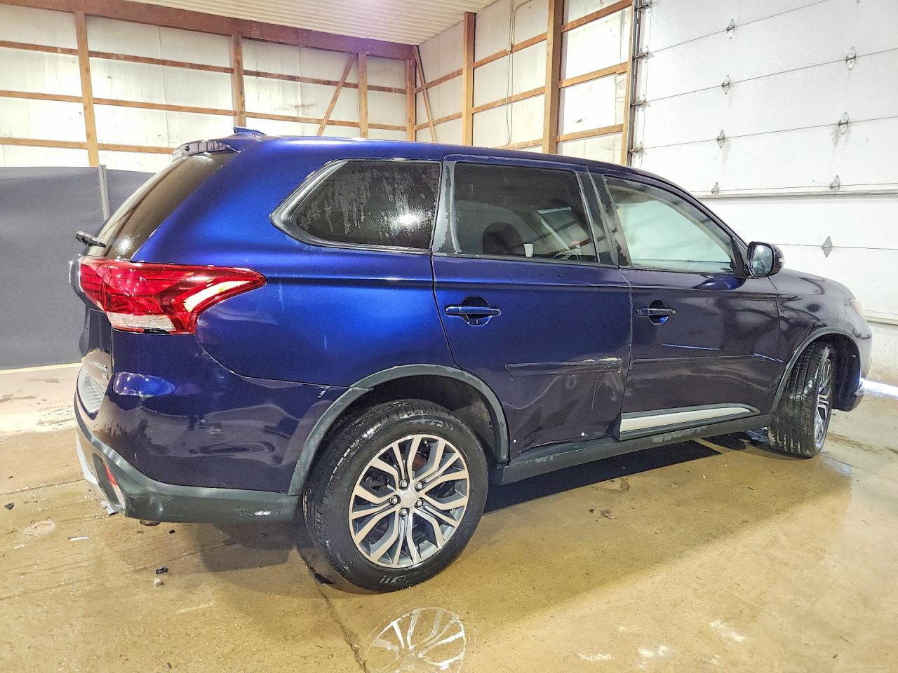 2017 MITSUBISHI outlander