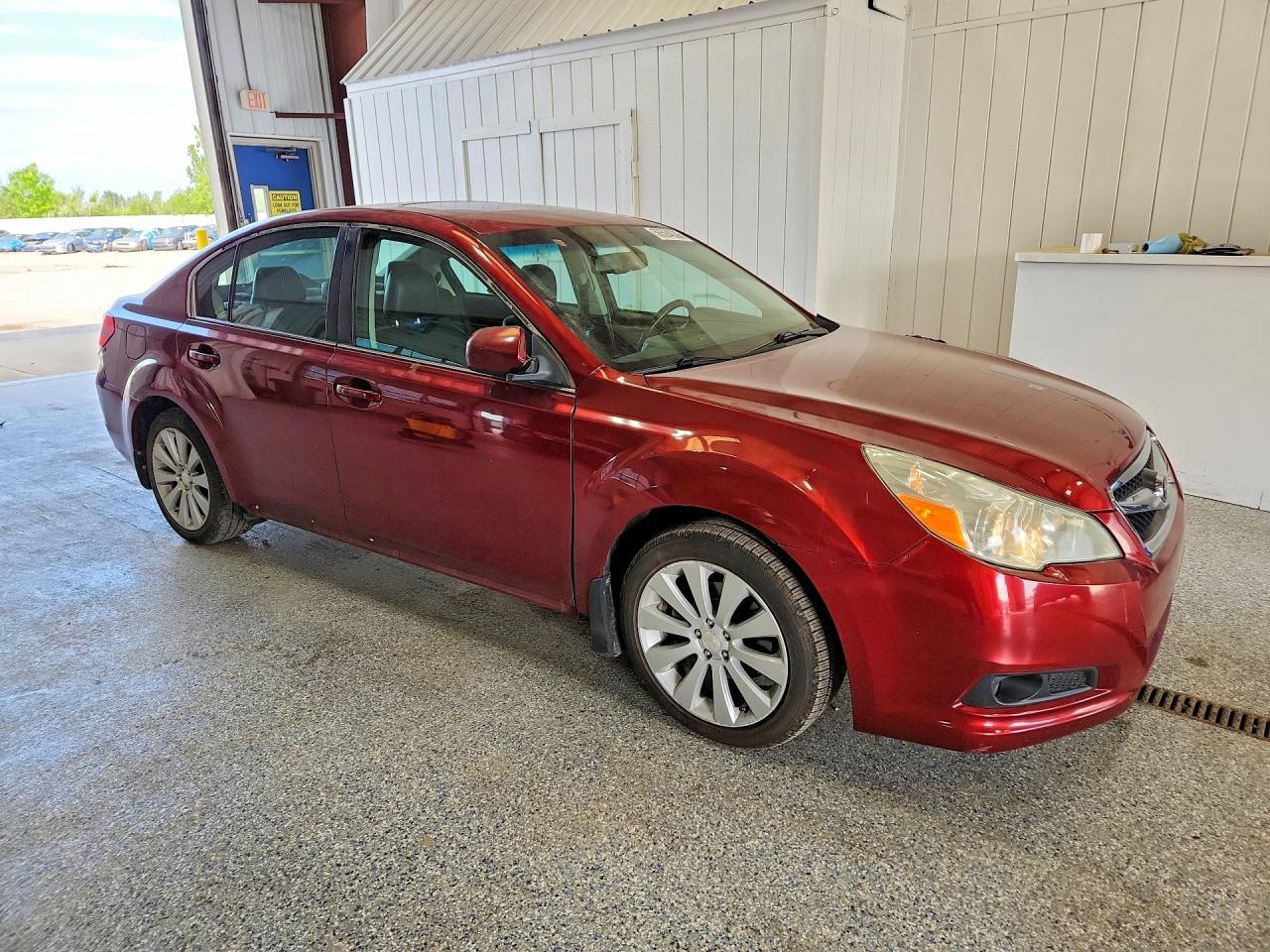 2011 SUBARU Legacy