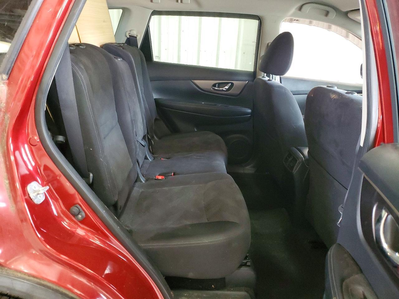 2015 NISSAN ROGUE