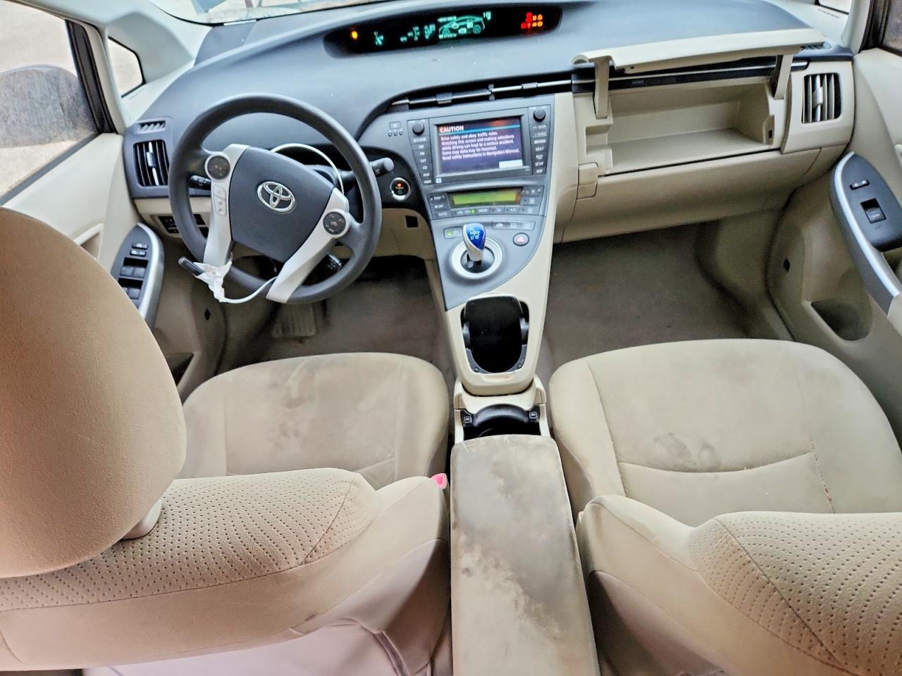 2011 TOYOTA PRIUS