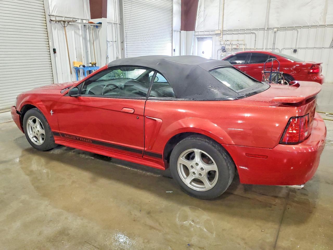 2002 FORD MUSTANG