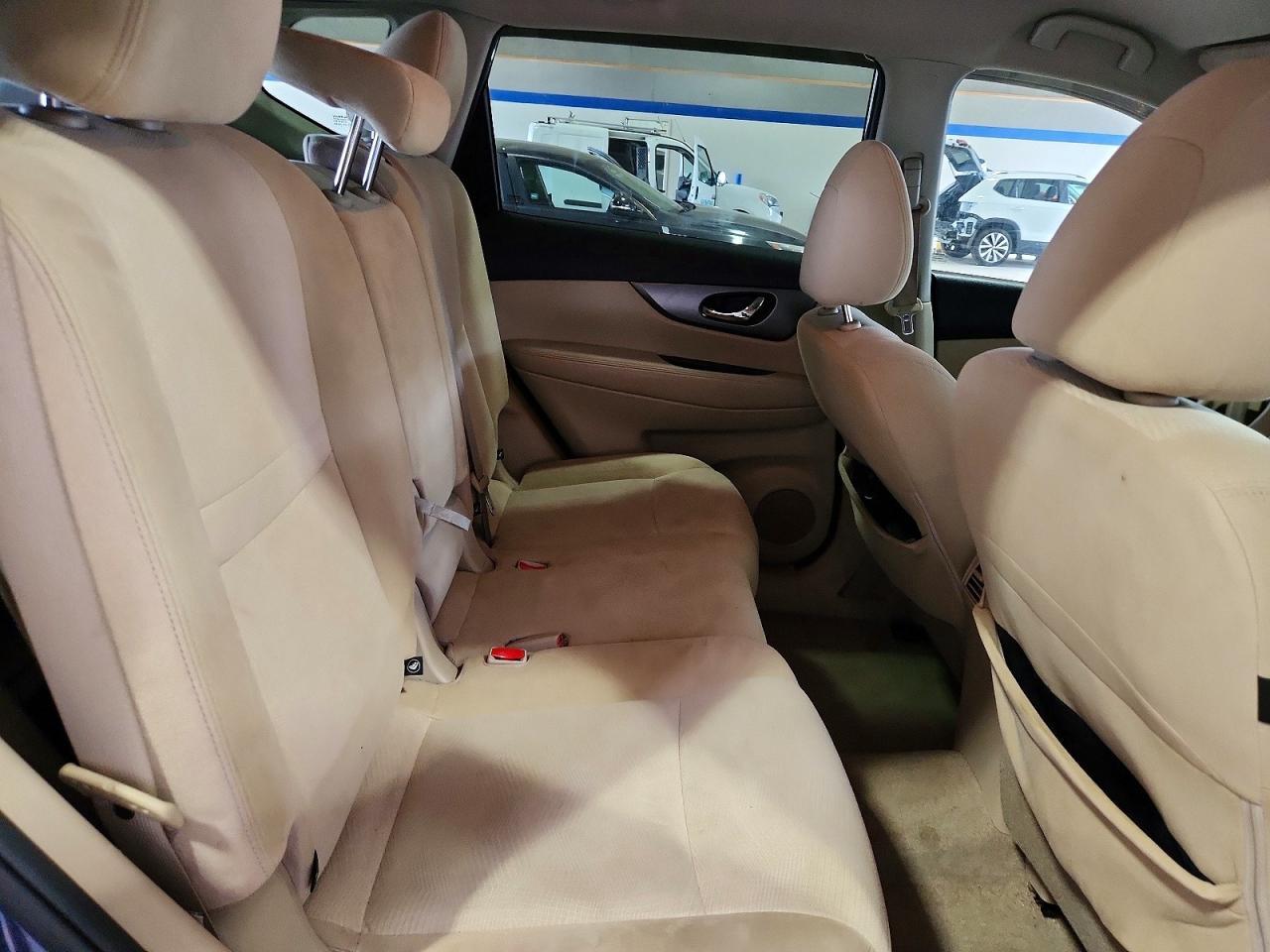 2015 NISSAN ROGUE