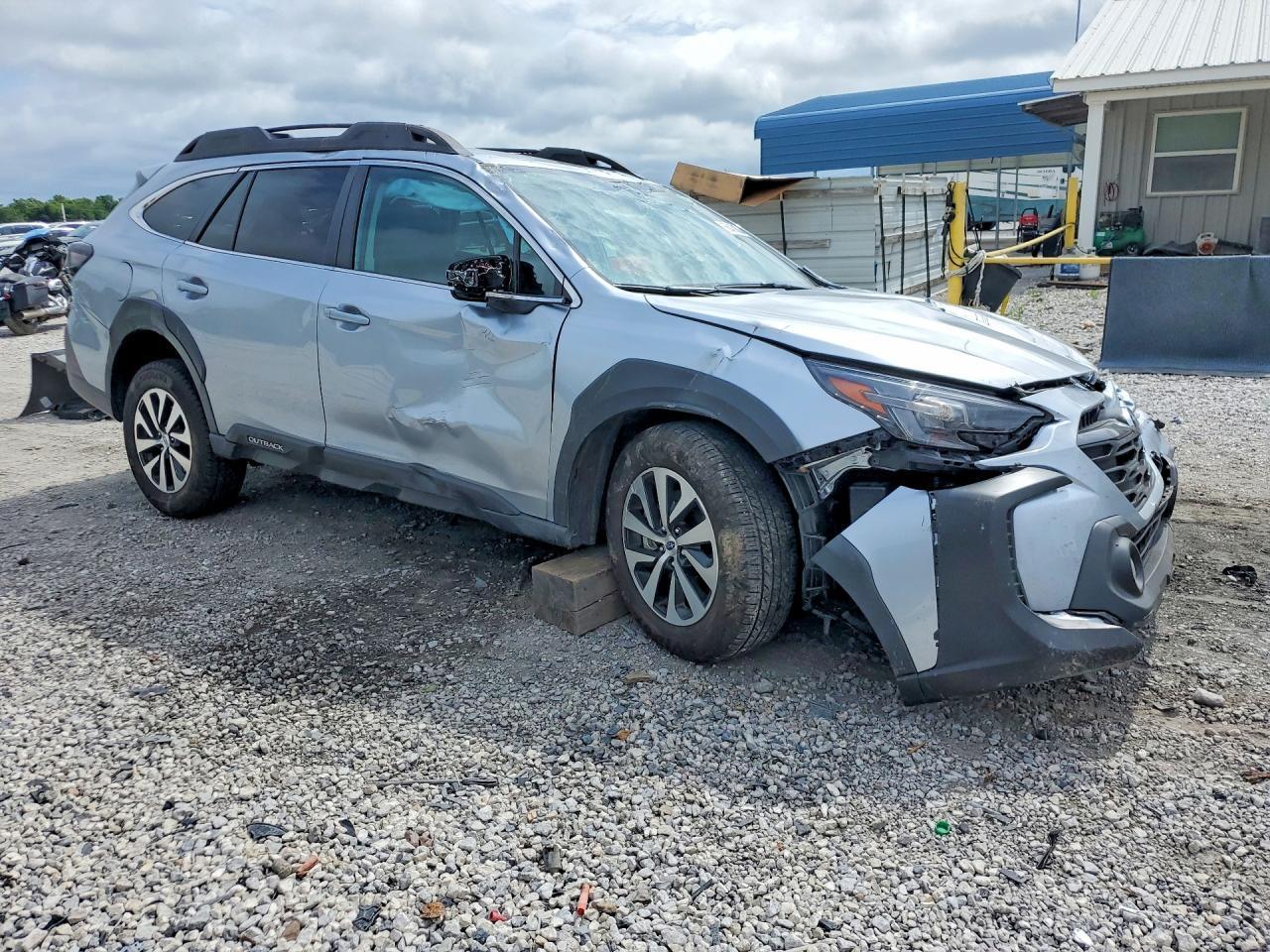 2025 SUBARU Outback