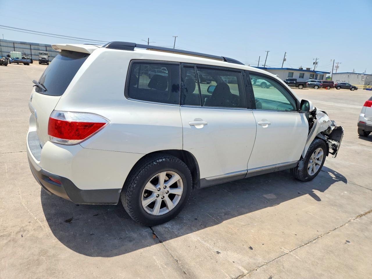 2013 TOYOTA HIGHLANDER
