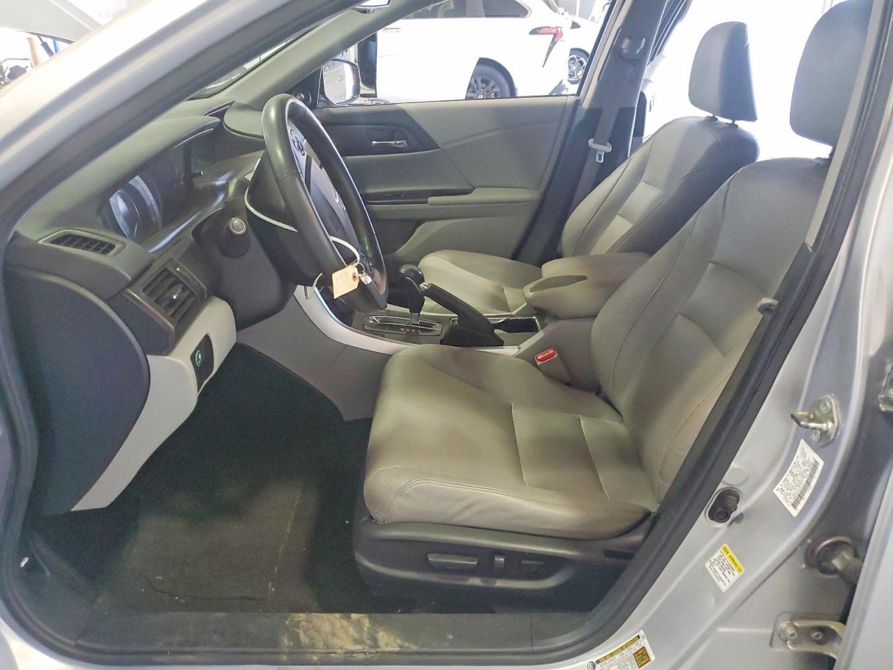 2015 HONDA ACCORD