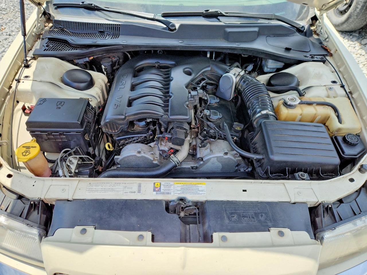 2010 CHRYSLER 300