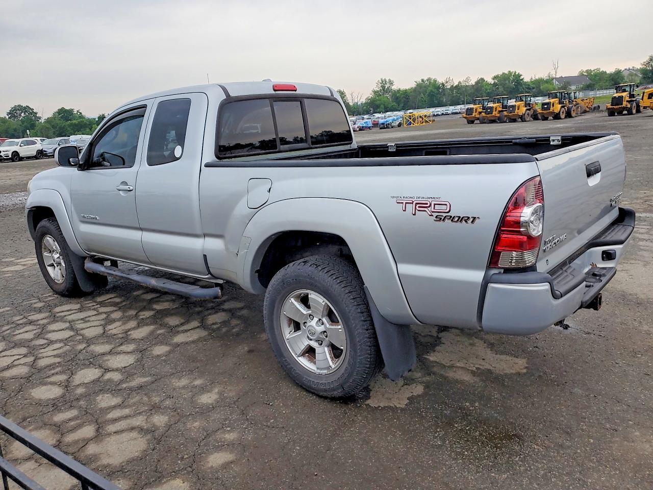2010 TOYOTA TACOMA